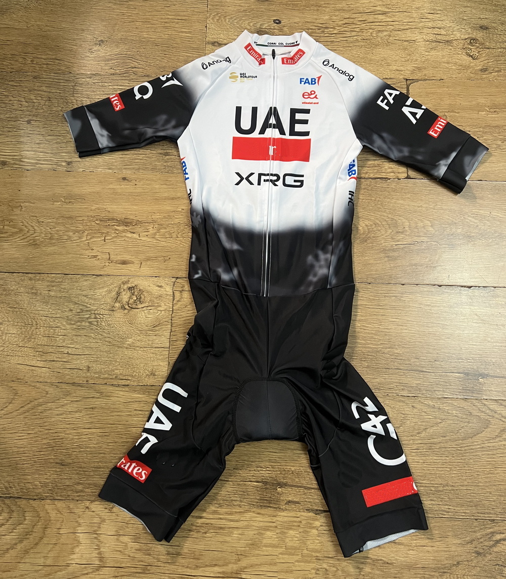 LASER CUT Skinsuit 2025 2026 U - Summer Clothing Material recensie en prijs